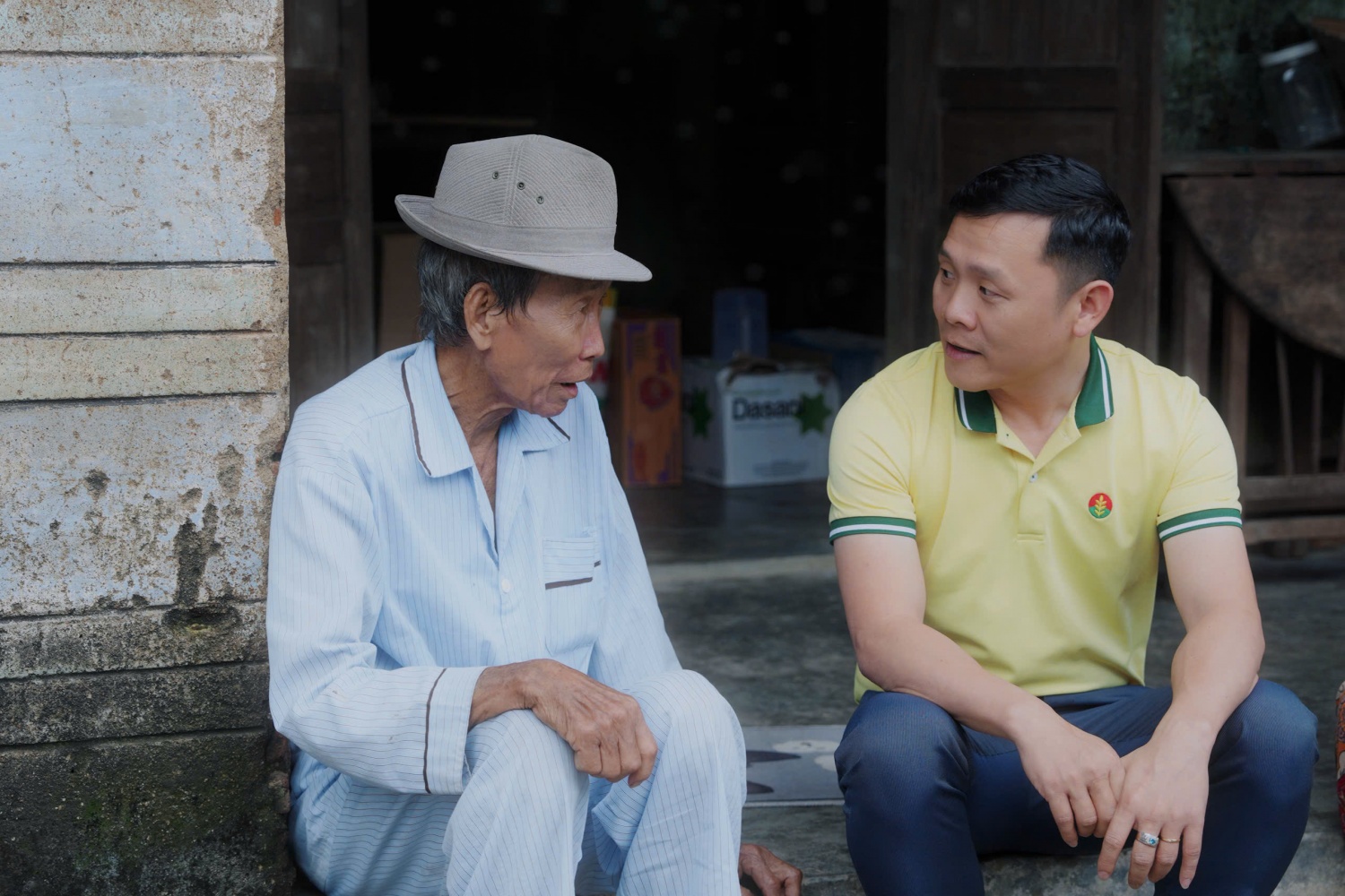 “Phân Bón Cà Mau – Cùng nhau san sẻ”: Dựng lại mái ấm sau mưa lũ