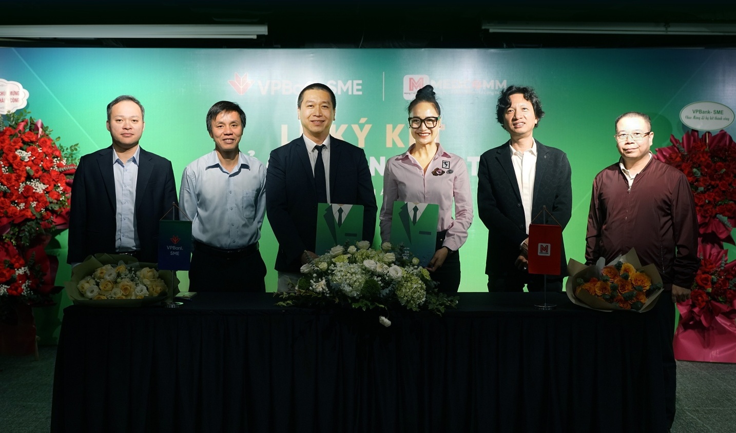 VPBank - Medcomm hợp tác chiến lược, số hóa dòng tiền và quản trị tài chính cho hàng chục nghìn nhà thuốc, phòng khám