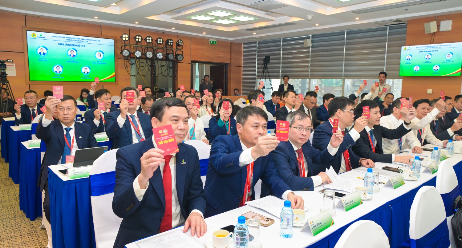 Giữ lửa truyền thống, xây dựng Công đoàn Petrovietnam vững mạnh đồng hành cùng NLĐ phát triển trong kỷ nguyên mới