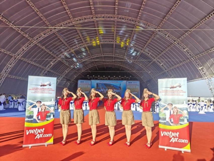 Vietjet cất nóc hangar chuẩn quốc tế, khai trương chuyến bay tới Cảng Hàng không quốc tế Long Thành
