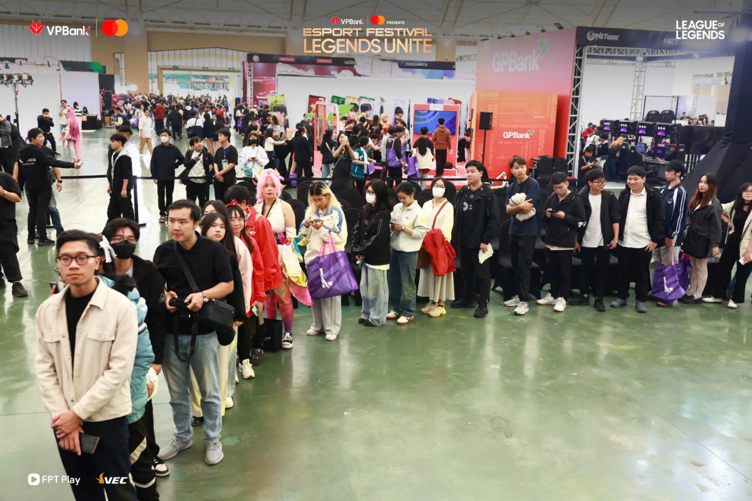 Nhiều đặc quyền chưa từng có cho fan T1 và Faker tại Việt Nam