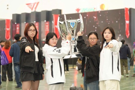 Nhiều đặc quyền chưa từng có cho fan T1 và Faker tại Việt Nam