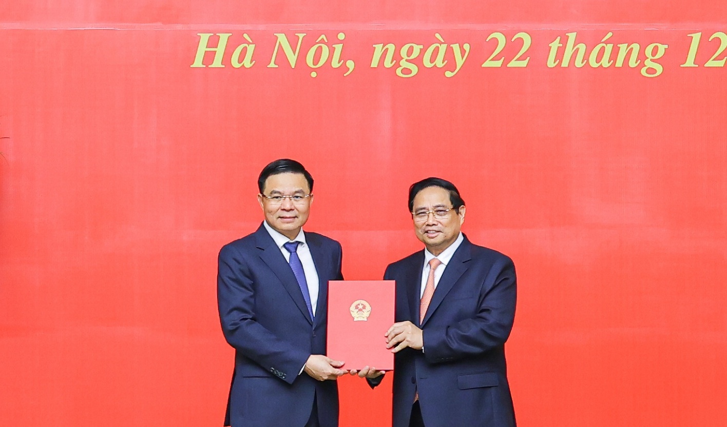 Đồng chí Lê Mạnh Hùng làm Quyền Bộ trưởng Bộ Công Thương