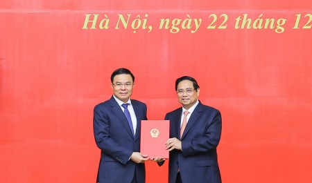 Đồng chí Lê Mạnh Hùng làm Quyền Bộ trưởng Bộ Công Thương