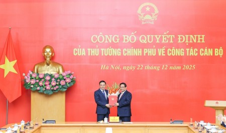 [VIDEO] Đồng chí Lê Mạnh Hùng làm Quyền Bộ trưởng Bộ Công Thương