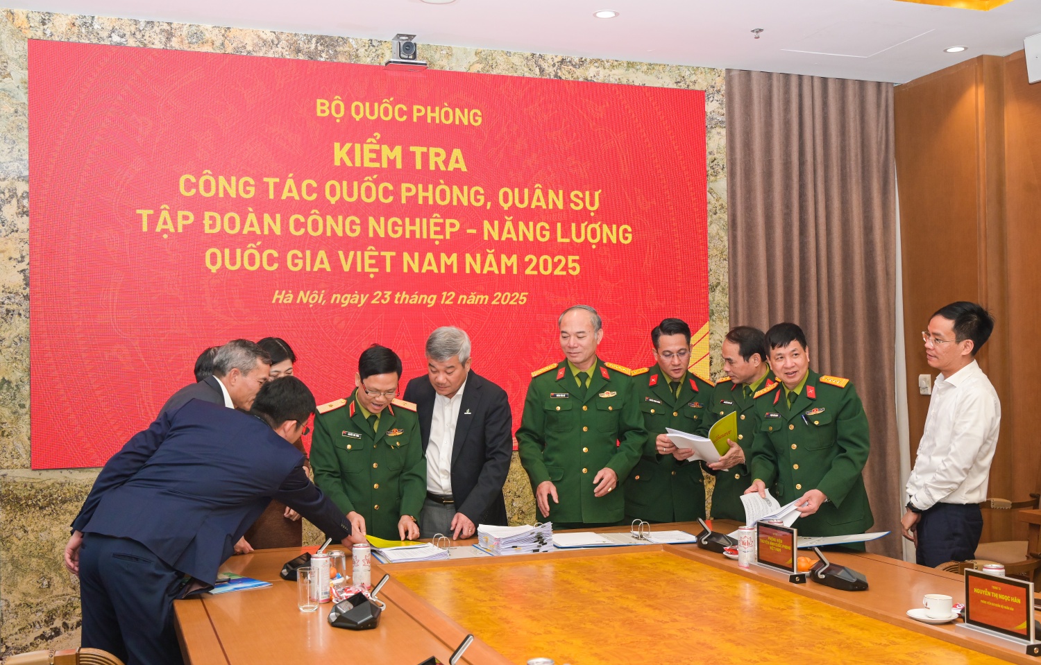 Petrovietnam nâng cao hiệu quả công tác quốc phòng, quân sự, gắn với nhiệm vụ sản xuất kinh doanh