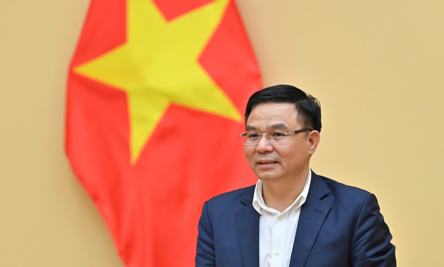 Đồng chí Lê Mạnh Hùng tiếp nhận bàn giao công tác Bí thư Đảng ủy, Quyền Bộ trưởng Bộ Công Thương