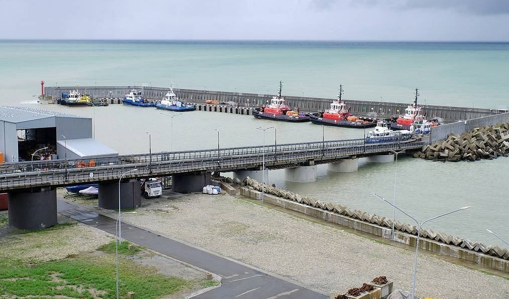 Xuất khẩu dầu của Kazakhstan chạm đáy 14 tháng