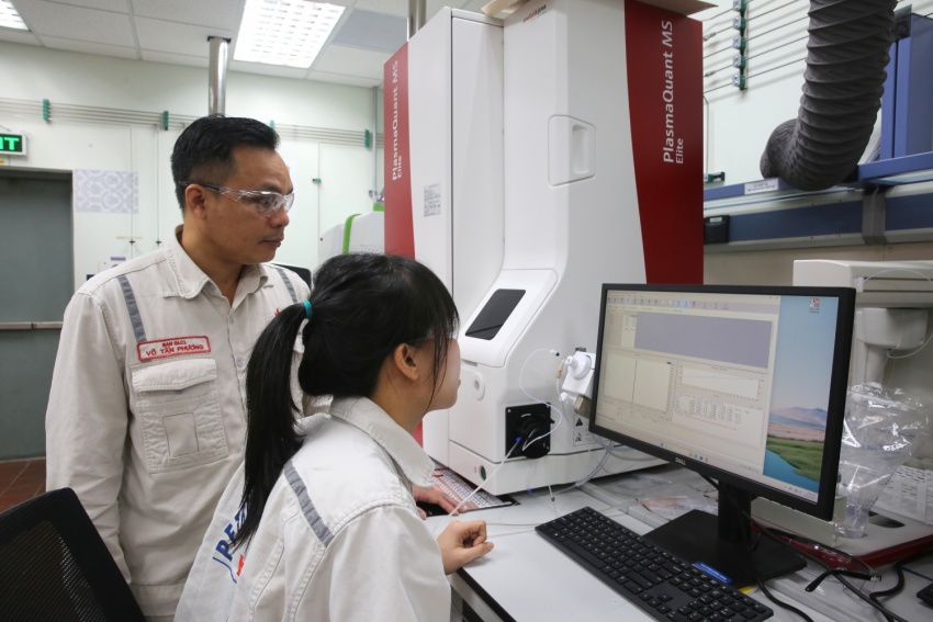 Improving laboratory analysis methods: BSR engineers generate over 1 billion VND in annual savings