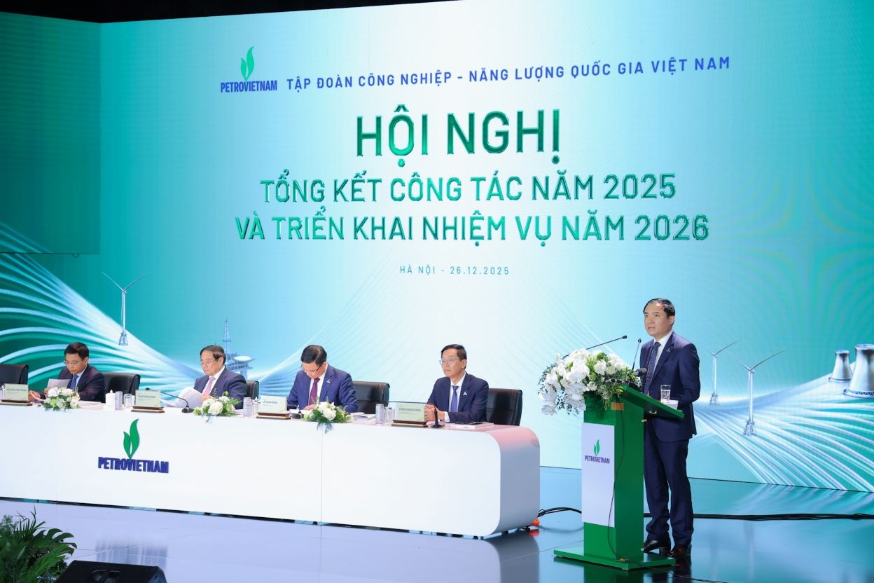 Thủ tướng Phạm Minh Chính: Petrovietnam giữ vững niềm tự hào và bản lĩnh “chiến binh” trong giai đoạn mới Thủ tướng Phạm Minh Chính: Petrovietnam giữ vững niềm tự hào và bản lĩnh “chiến binh” trong giai đoạn mới