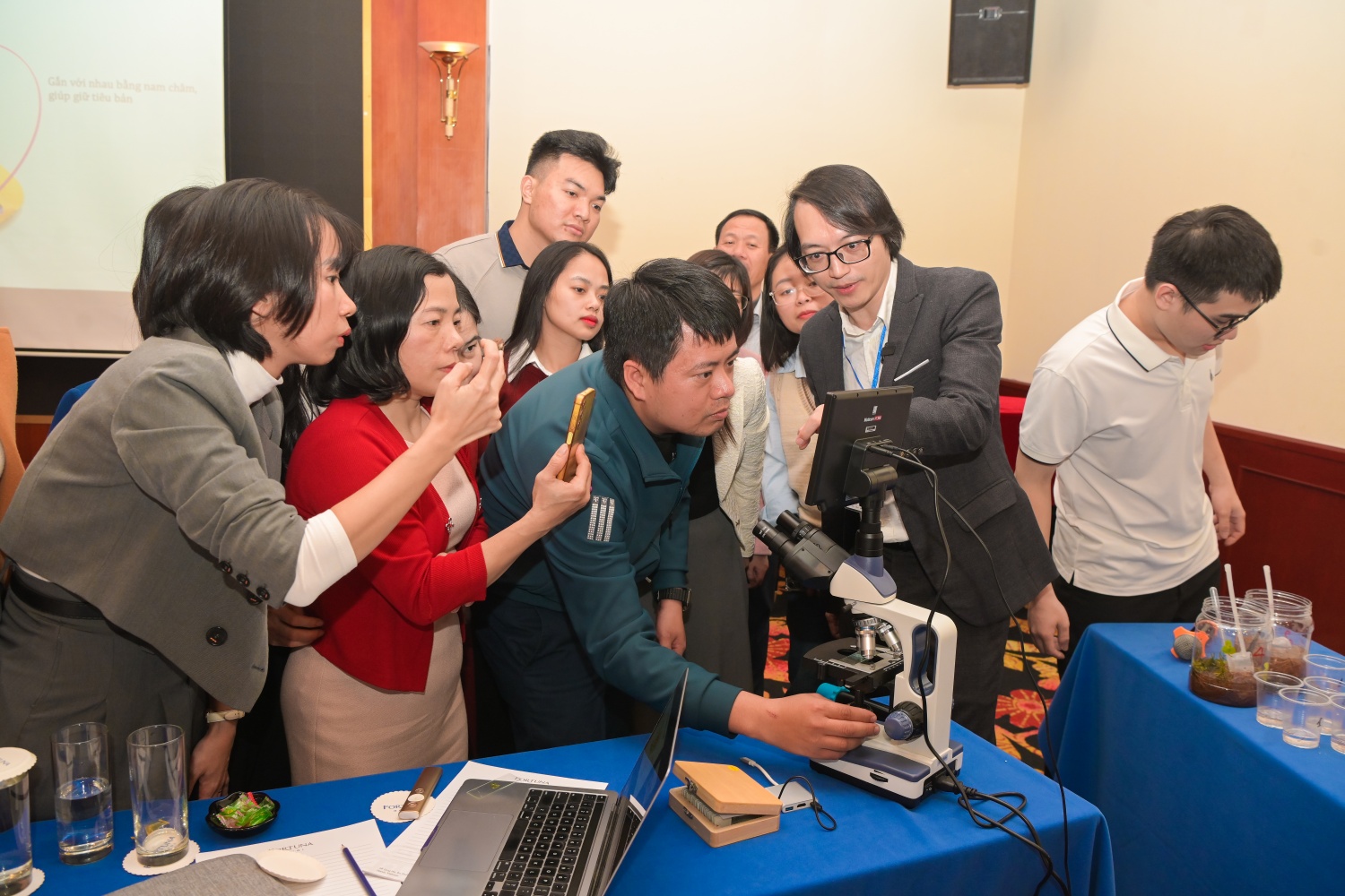 [Chùm ảnh] Giáo viên khu vực phía Bắc tham gia tập huấn vận hành phòng STEM Innovation Petrovietnam