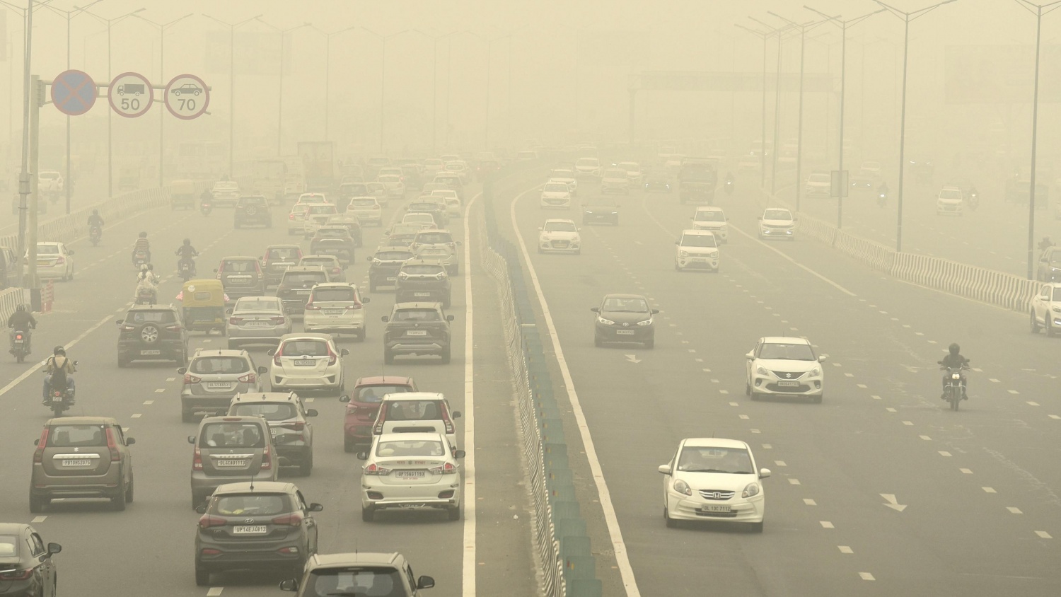 Bangladesh làm gì để ứng phó với ô nhiễm không khí?