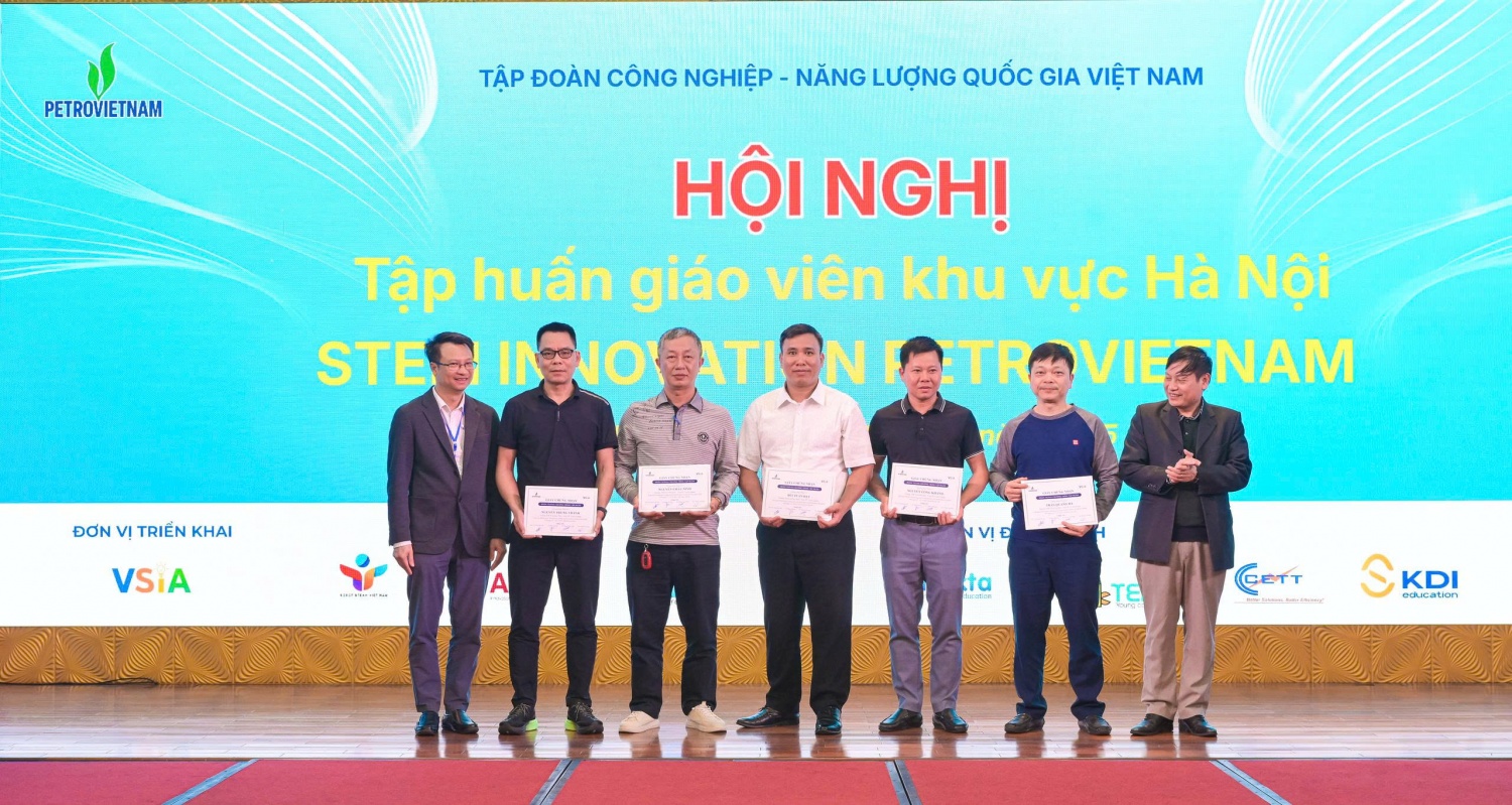 Tập huấn STEM: Khẳng định vai trò trung tâm của đội ngũ giáo viên