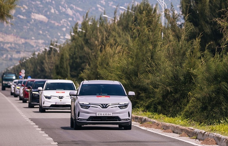 VinFast VF 8: “Ông hoàng” phân khúc SUV hạng D về công nghệ, hiệu năng và kinh tế