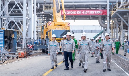 Tuần đầu tiên kỳ bảo dưỡng tổng thể Nhà máy đạm Phú Mỹ 2025: Đảm bảo an toàn, giữ nhịp tiến độ
