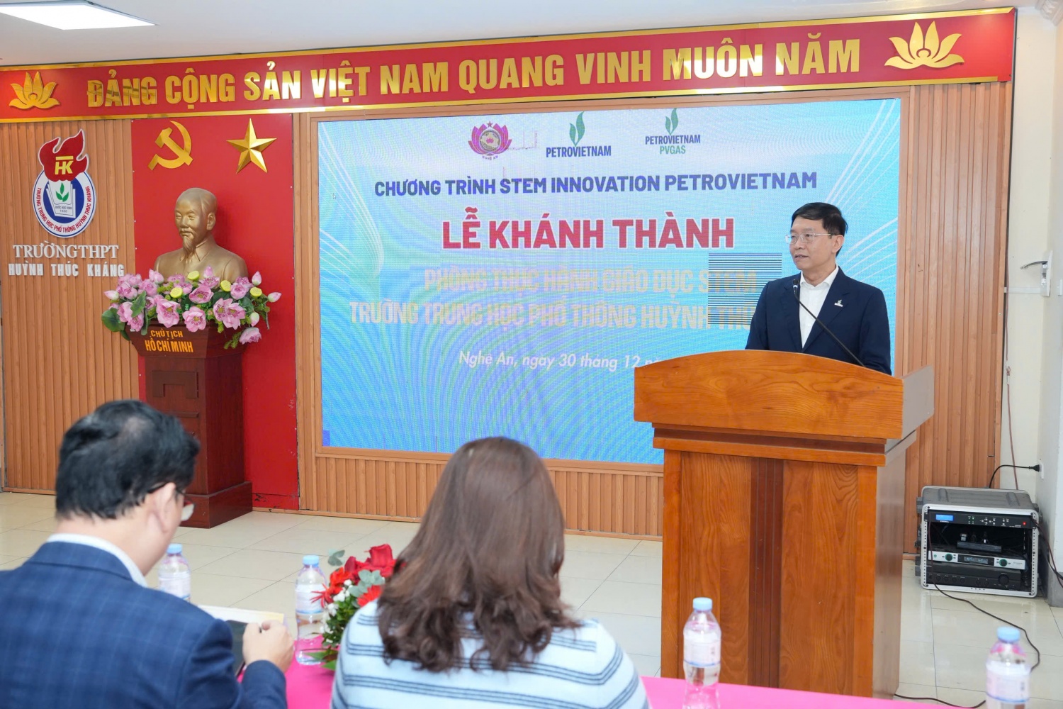 [Chùm ảnh] Petrovietnam khánh thành 3 phòng STEM tại Nghệ An và Hà Tĩnh