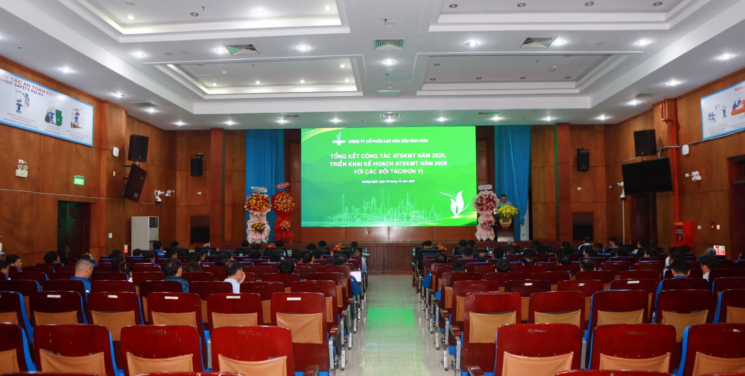 Toàn cảnh chương trình Tổng kết công tác ATSKMT năm 2025, triển khai kế hoạch ATSKMT năm 2026 với các đối tác/đơn vị.