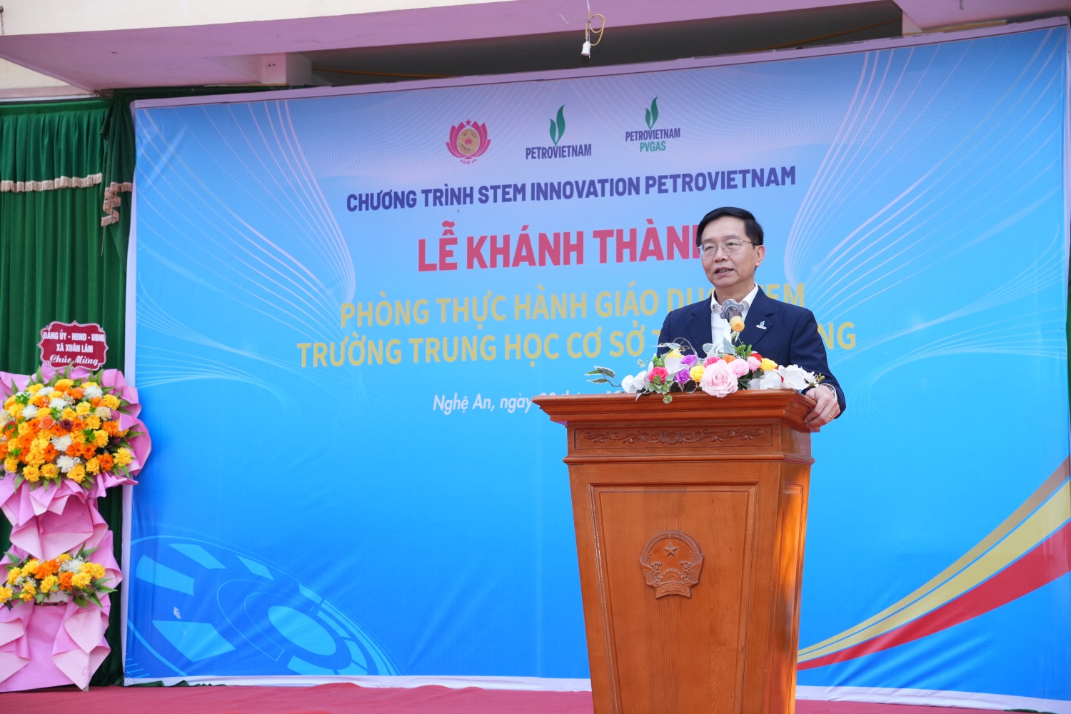 [Chùm ảnh] Petrovietnam khánh thành 3 phòng STEM tại Nghệ An và Hà Tĩnh