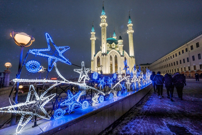 Không khí ấm áp chào đón năm mới tại Nga và Trung Quốc