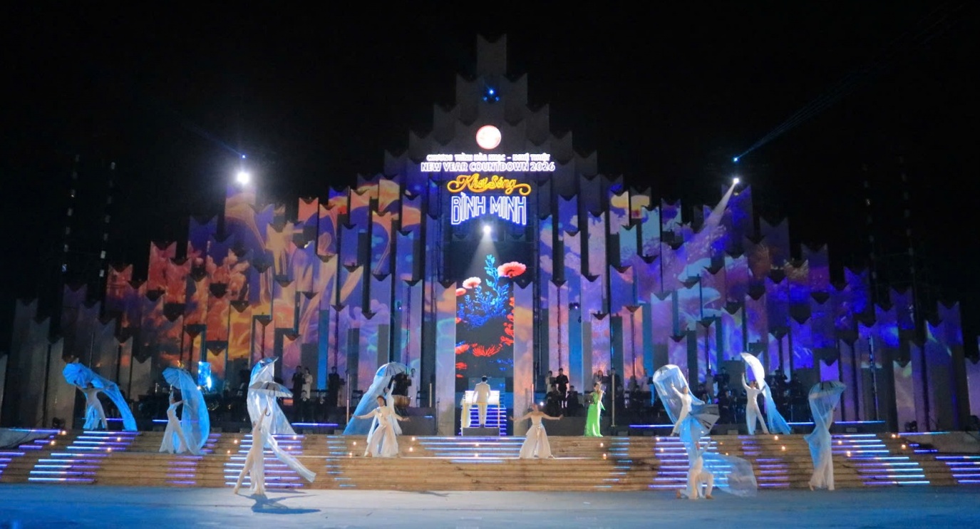 Rực rỡ đêm nghệ thuật “Khơi sóng bình minh” chào đón năm mới 2026
