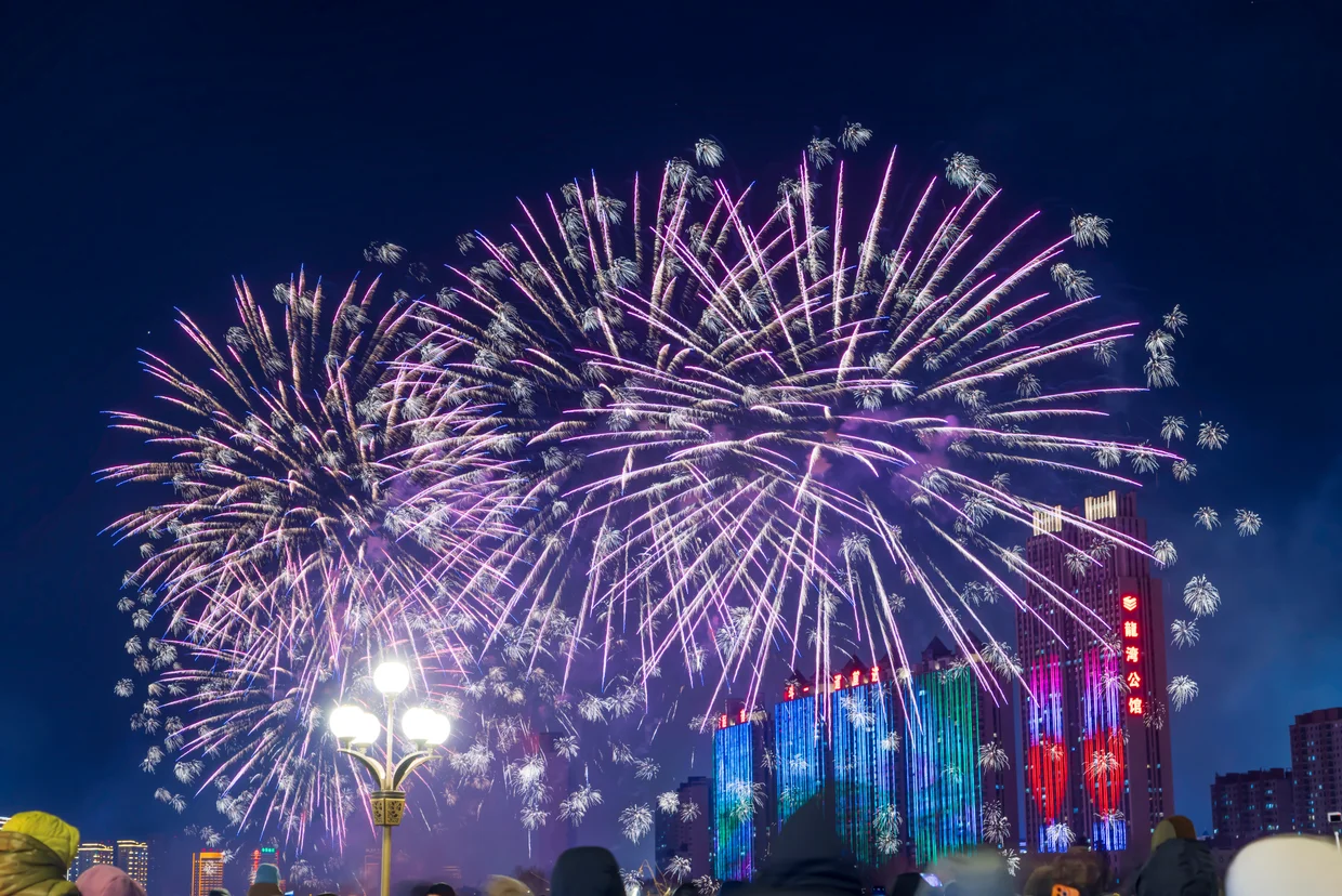 Thế giới rực rỡ trong khoảnh khắc bước sang năm 2026