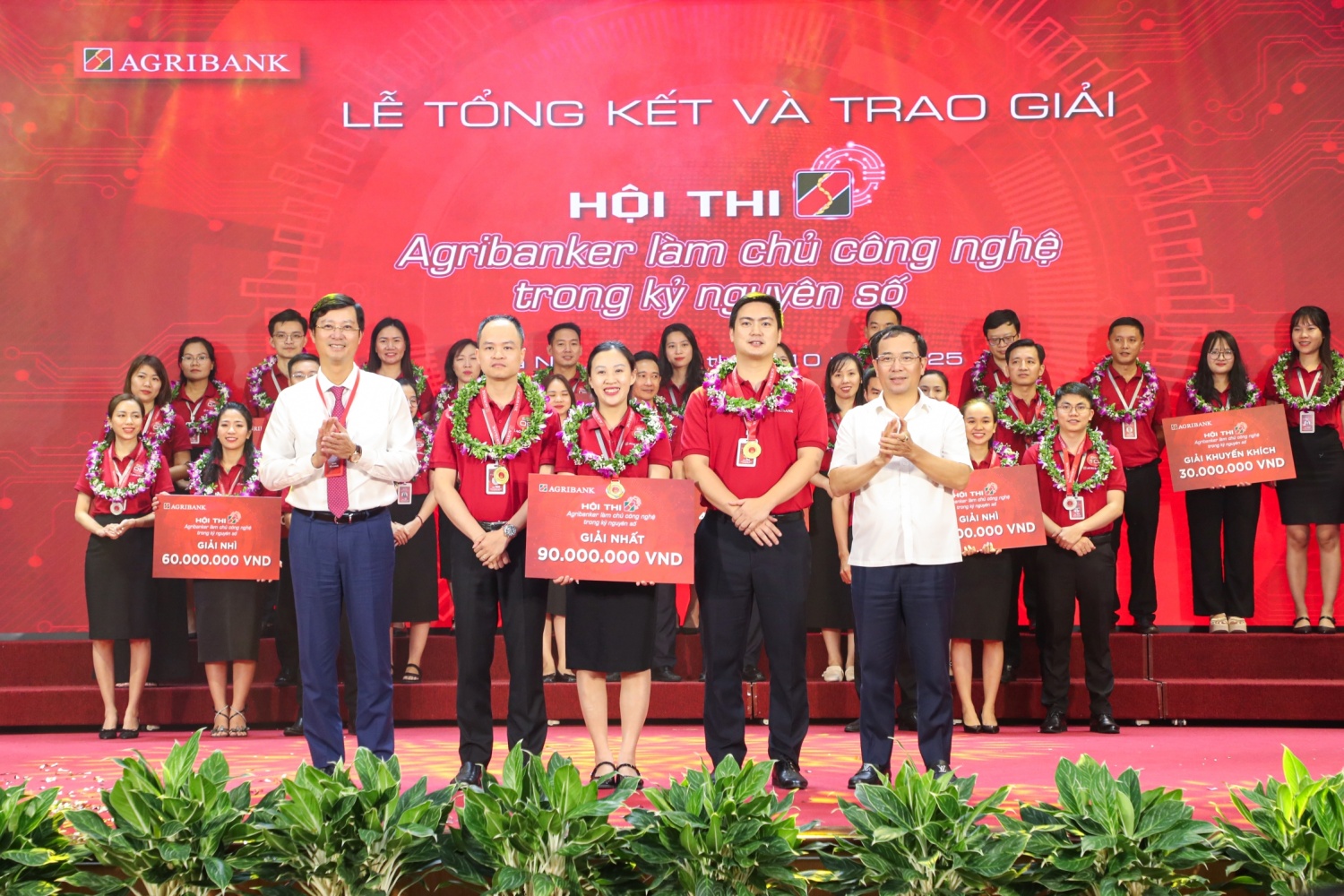 Công nghệ dẫn lối - Agribank bứt phá chuyển đổi số năm 2025