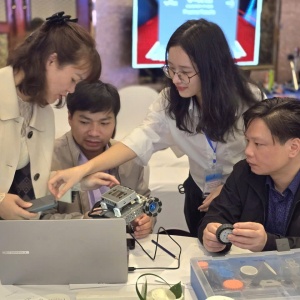 Từ phòng STEM đến hành trang công dân số cho học sinh miền núi