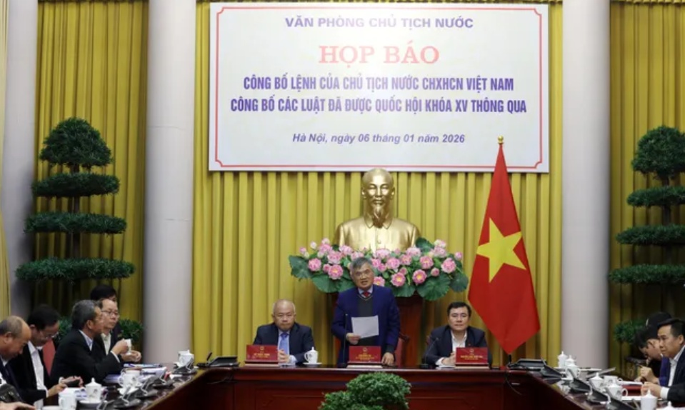 Công bố nhiều luật lớn, tháo gỡ điểm nghẽn về thuế và đầu tư