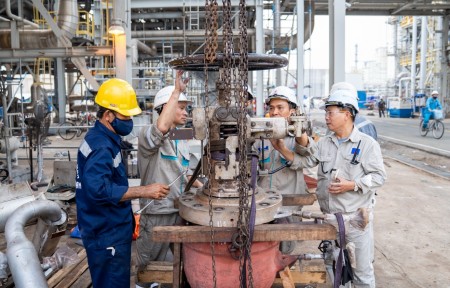 Hoàn thành bảo dưỡng tổng thể Nhà máy Đạm Phú Mỹ sớm 4 ngày