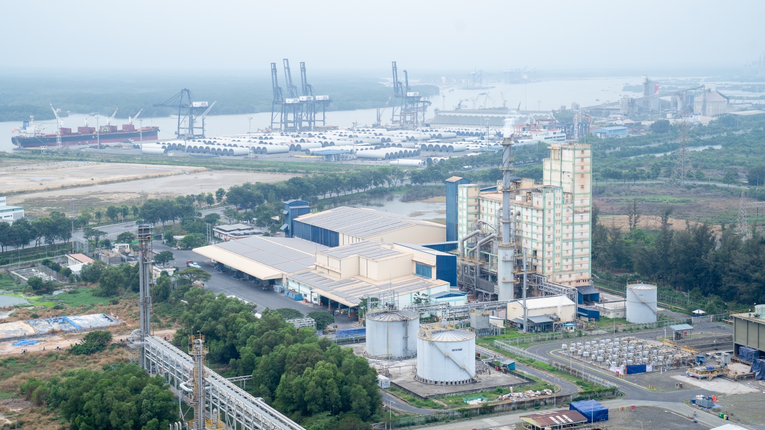 [Chùm ảnh] BDTT Nhà máy đạm Phú Mỹ: Nhịp làm việc khẩn trương trong từng công đoạn