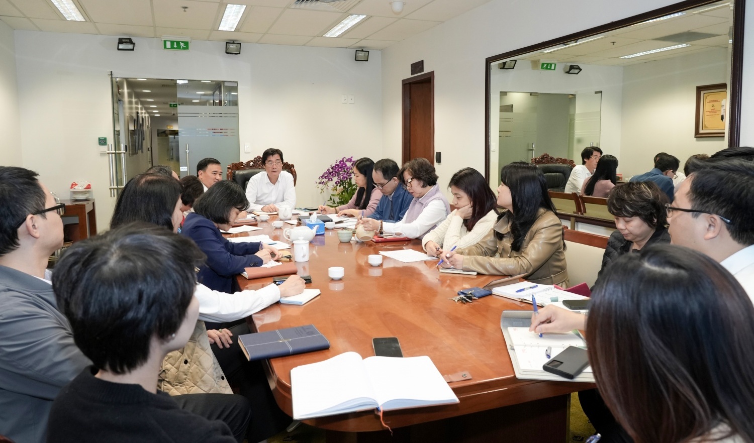 Chi bộ Cơ quan Công đoàn Tập đoàn sinh hoạt chi bộ “Đoàn kết - Dân chủ - Kỷ cương - Đột phá - Phát triển”