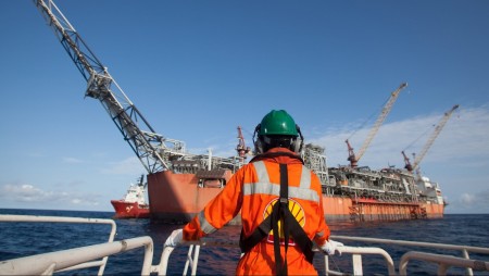 Shell toan tính gì khi quay trở lại Angola?