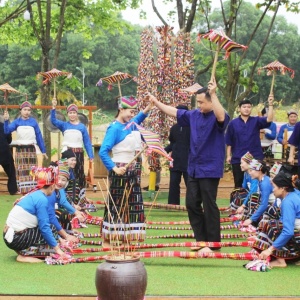 Vui “Tết bản làng” tại Làng Văn hóa - Du lịch các dân tộc Việt Nam
