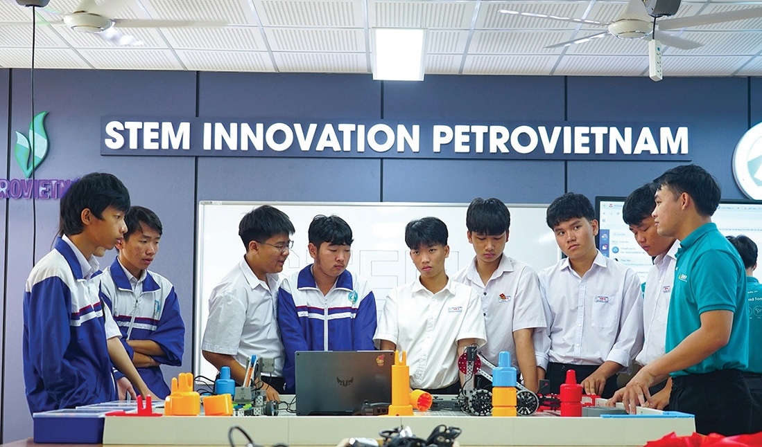 Khi phòng STEM mở ra những chân trời mới