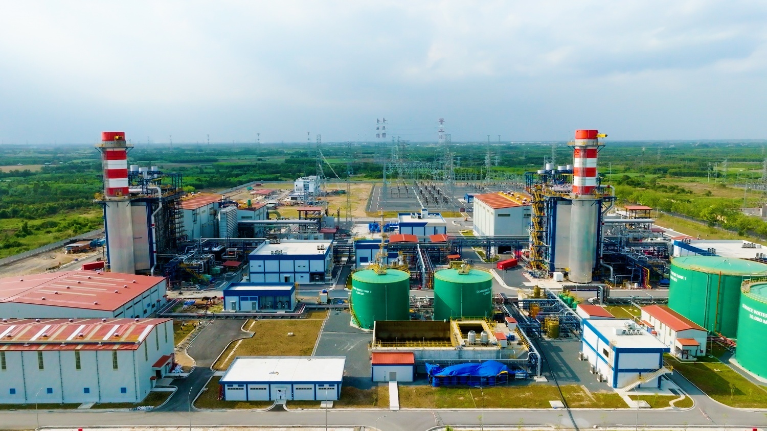 Nhà máy điện khí LNG Nhơn Trạch 3&4 đã hoàn thành và đưa vận hành thương mại theo kế hoạch - với công suất dự kiến cung cấp cho thị trường phía Nam khoảng 9 tỷ kWh/năm. Nhà máy điện khí LNG Nhơn Trạch 3&4 đã hoàn thành và đưa vận hành thương mại theo kế hoạch - với công suất dự kiến cung cấp cho thị trường phía Nam khoảng 9 tỷ kWh/năm.