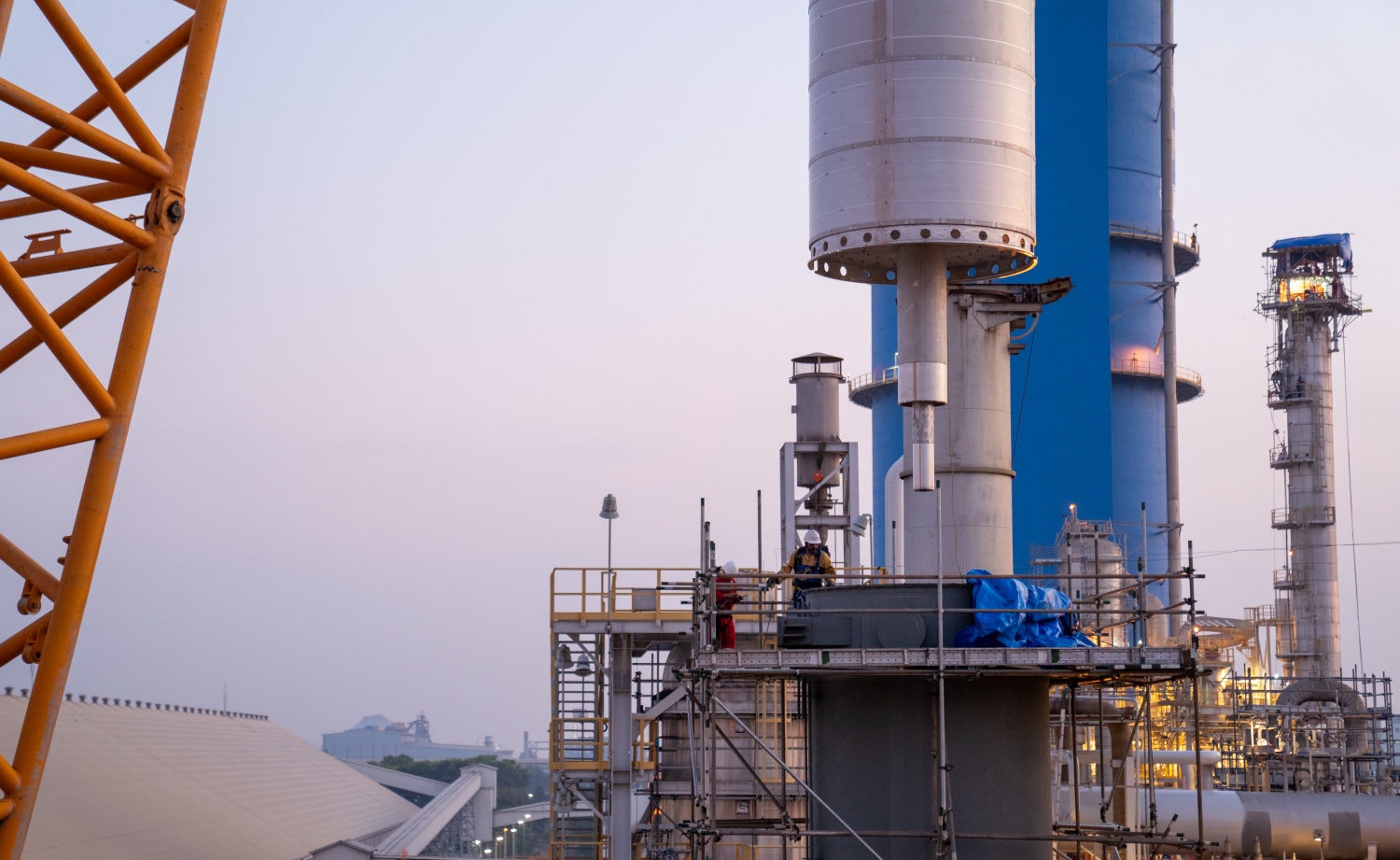 [Ch&ugrave;m ảnh] Những &ldquo;bước lắp gh&eacute;p quyết định&rdquo; trong đợt BDTT Nh&agrave; m&aacute;y Đạm Ph&uacute; Mỹ