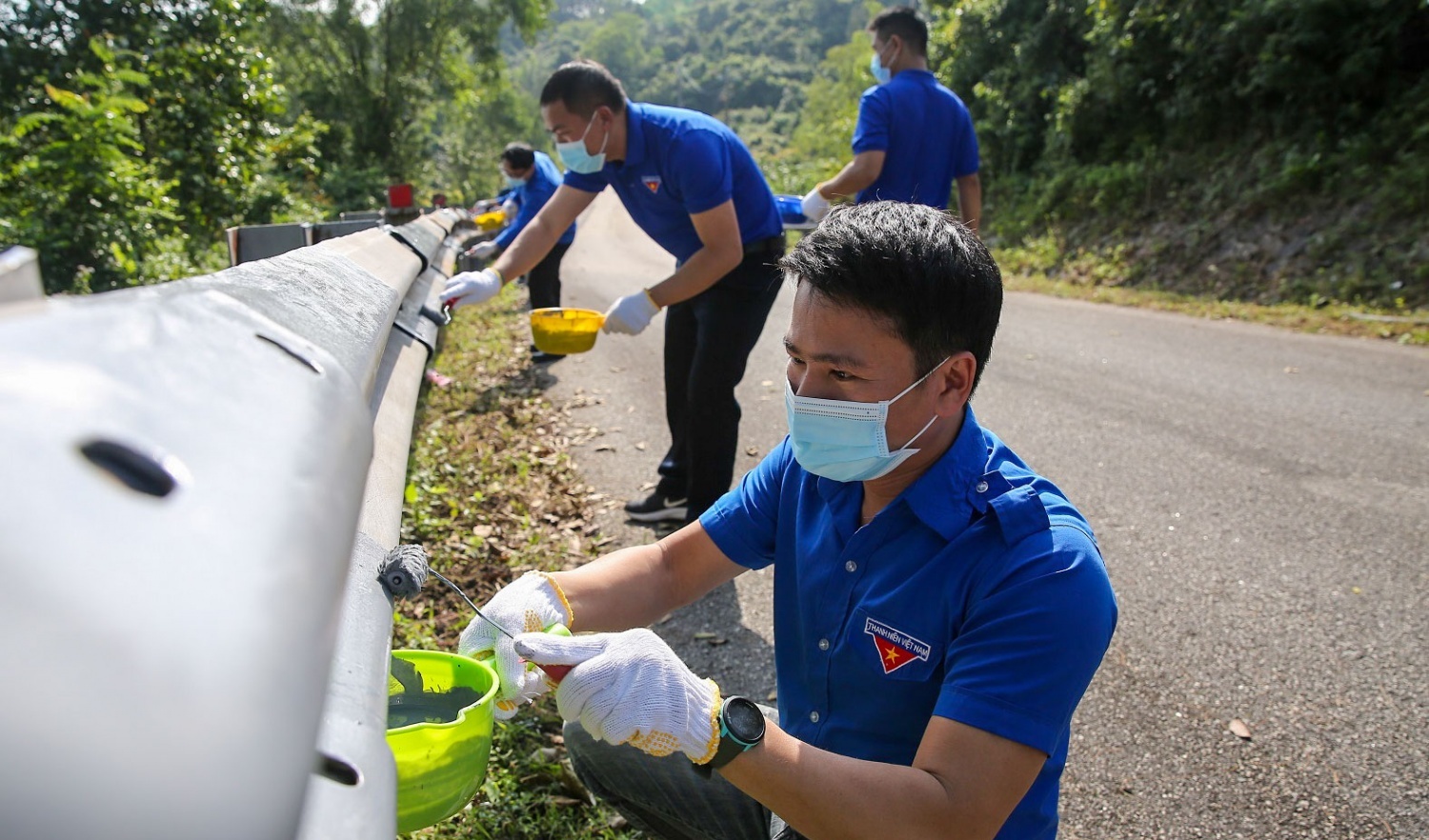 Đoàn Thanh niên BSR xung kích “xanh hóa” Nhà máy Lọc dầu Dung Quất