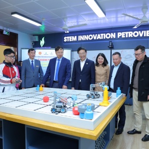 [VIDEO] Khánh thành phòng giáo dục thực hành STEM tại trường THPT chuyên Thái Nguyên