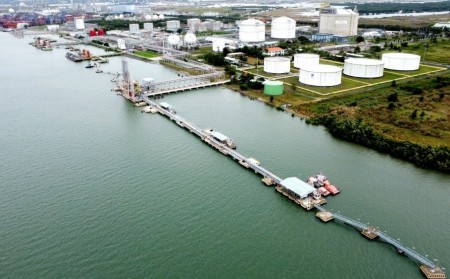 Đề xuất chính sách hỗ trợ doanh nghiệp “đầu tàu” dẫn dắt thị trường khí LNG