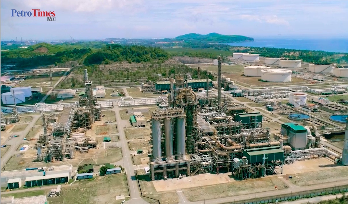 [VIDEO] Ký hợp đồng thi công san lấp mặt bằng dự án NCMR NMLD Dung Quất