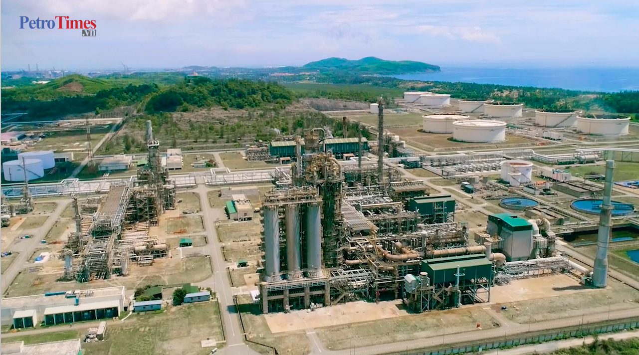 [VIDEO] Ký hợp đồng thi công san lấp mặt bằng dự án NCMR NMLD Dung Quất