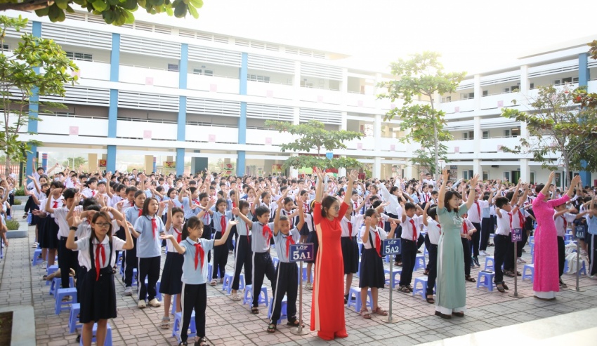 Lan tỏa “Văn hóa nghĩa tình” Petrovietnam tại trường Lưu Chí Hiếu (TP HCM)