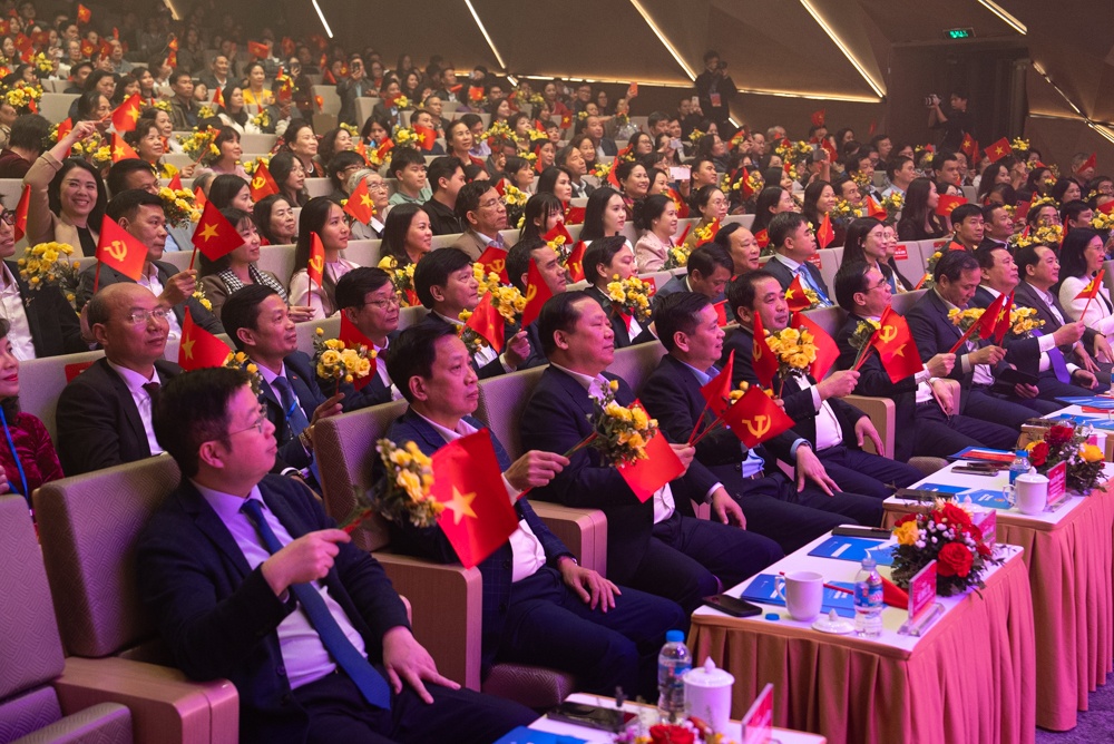 Petrovietnam phối hợp tổ chức chương trình “Mãi mãi niềm tin theo Đảng”