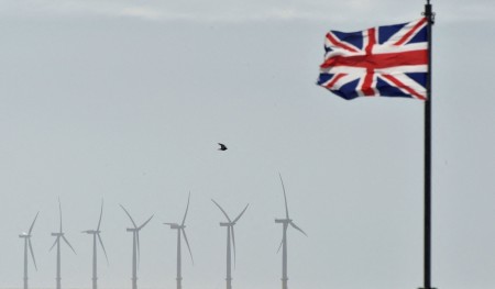 Bước ngoặt với điện gió ngoài khơi của Anh