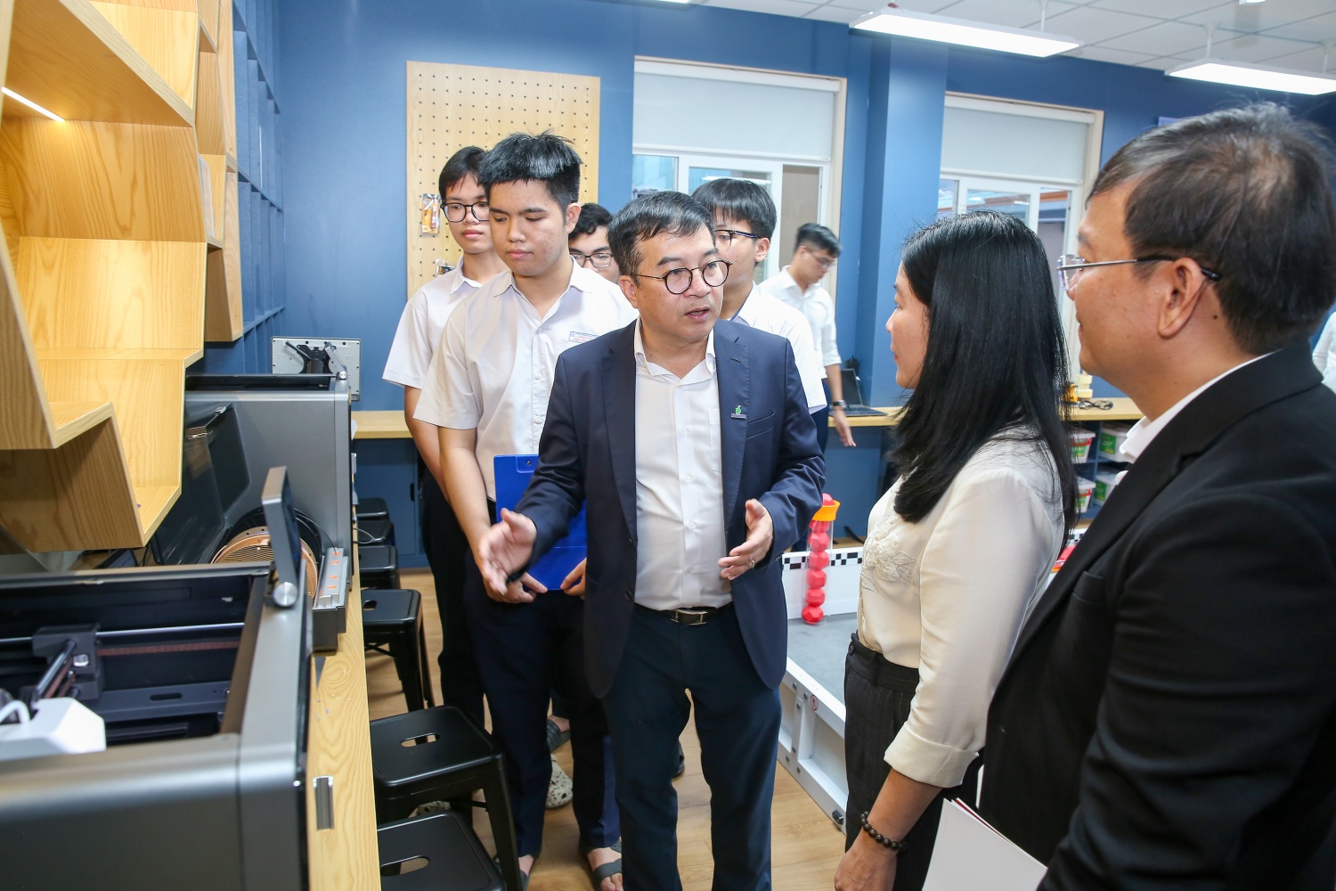 Ươm mầm nhân lực chất lượng cao cho đất nước