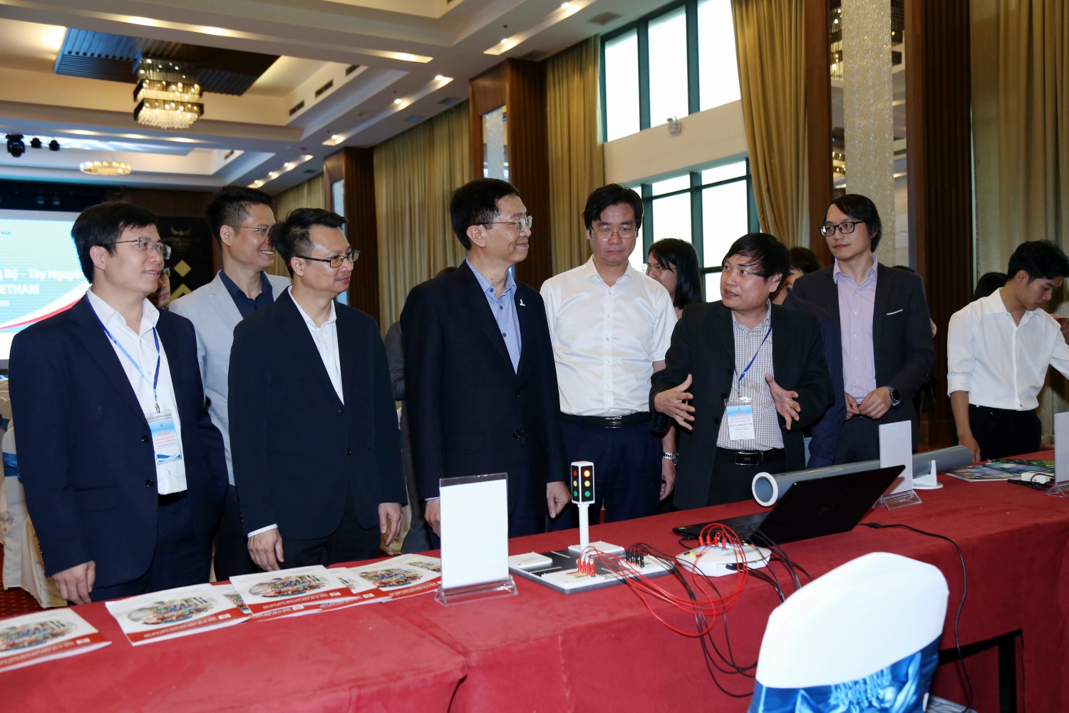 STEM Innovation Petrovietnam: Mở ra hành trình mới