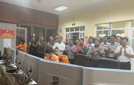 Đóng điện Dự án đường dây 220kV đấu nối Nghĩa Lộ - Việt Trì