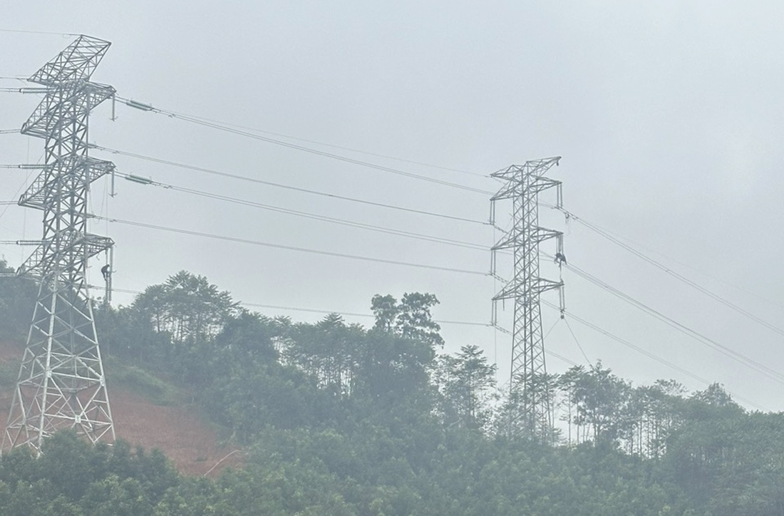 Đóng điện Dự án đường dây 220kV đấu nối Nghĩa Lộ - Việt Trì