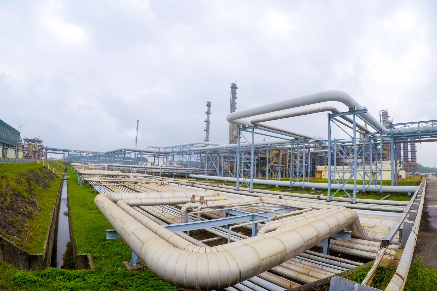 Sản xuất an toàn, kinh doanh hiệu quả - BSR tích cực lập thành tích chào mừng Đại hội XIV của Đảng