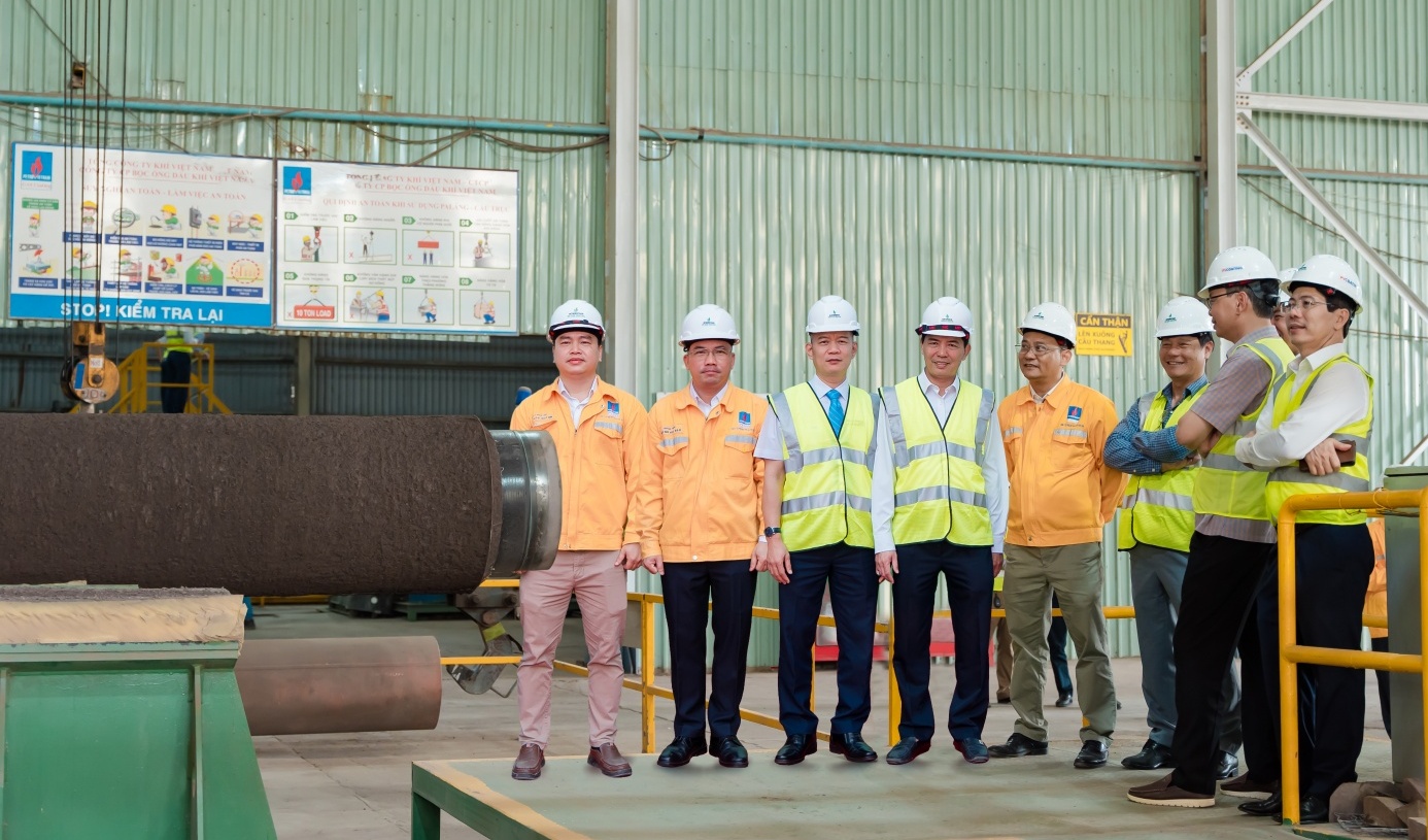 Khởi công Hợp đồng bọc ống PC1 và PC2 - Dự án đường ống dẫn khí Lô B - Ô Môn